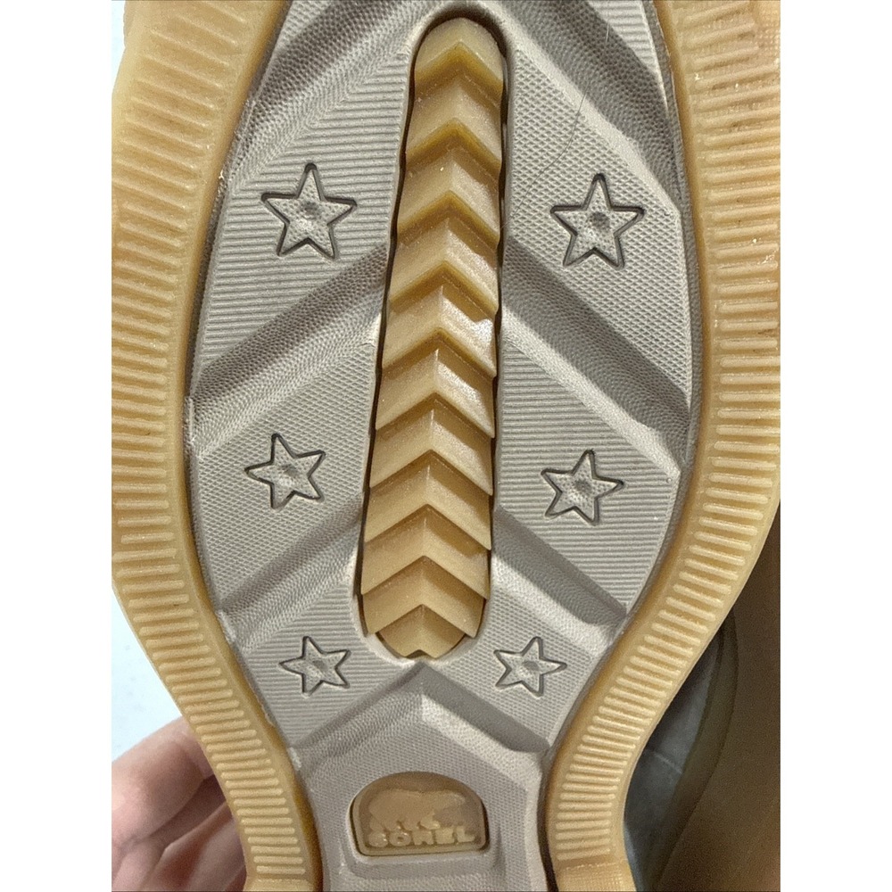 SOREL Waterproof Suede  Sneaker lifted Beige Rubber Sole Round Toe women's 10.5 - Picture 11 of 11